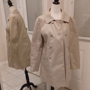 2/$50 Classic Beige Short Trench Coat - Size 8